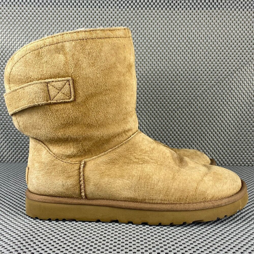 UGG Remora Short Boots Womens Size 7 Chestnut Leather Shearling Fur Lined
